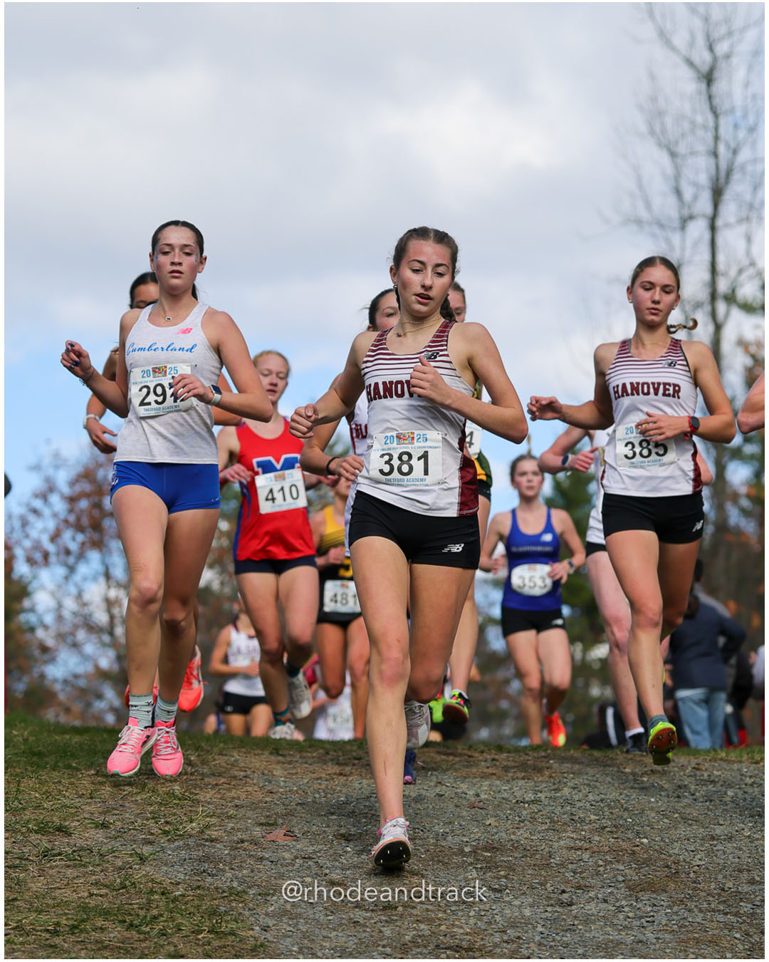 Alice Bell, Hanover HS, P83, 20:57.05 - New England Cross Country State Championship - Thetford Vt - November 8, 2025 File: ./dir-1-Girls-Championship/251108-2025-New England-Cross-Country-Championships-Thetford-VT-83-296A1638.jpg Alice Bell, Hanover HS, P83, 20:57.05 - New England Cross Country State Championship - Thetford Vt - November 8, 2025 – 2025 New England Cr…